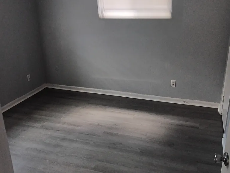 604 W Grand Ave #4 — Photo 7