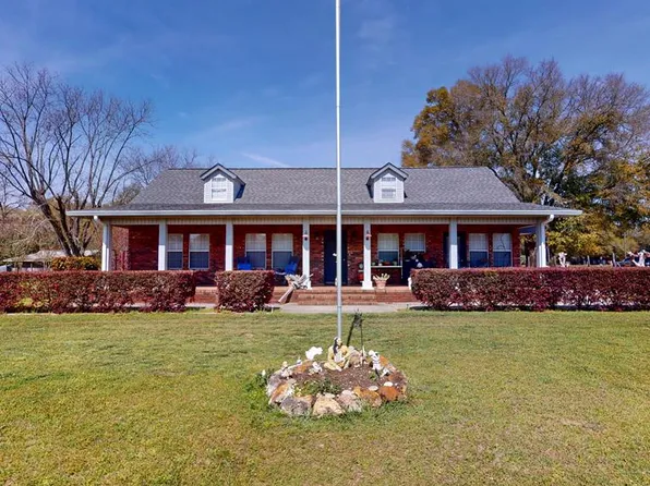 139 Clemmons Cirs, Geneva, AL 36340