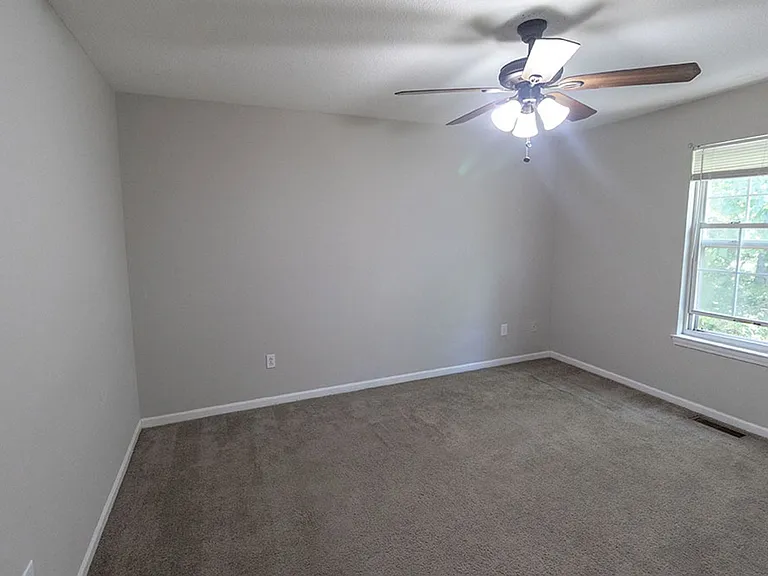 5567-5569 E Pinehurst Ln — Photo 32