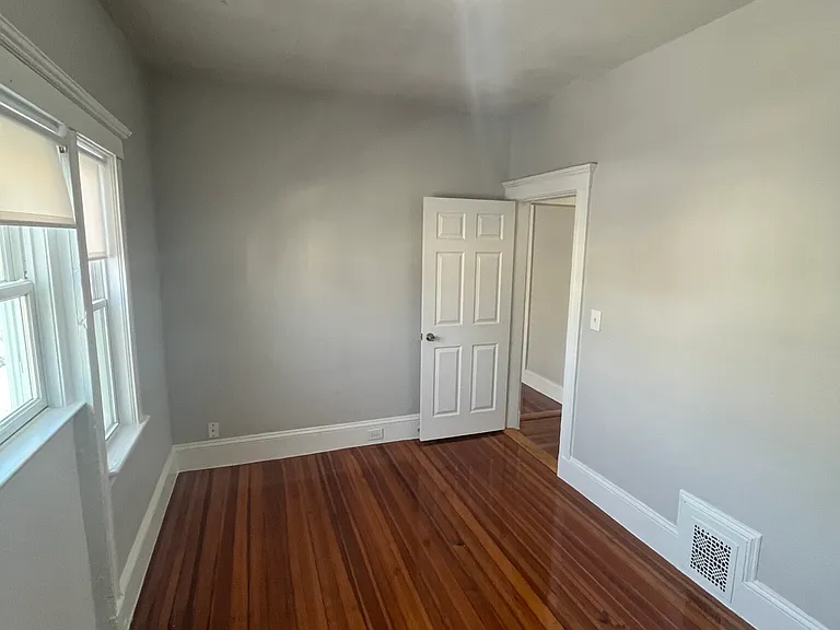 17 Roseclair St #3 — Photo 21