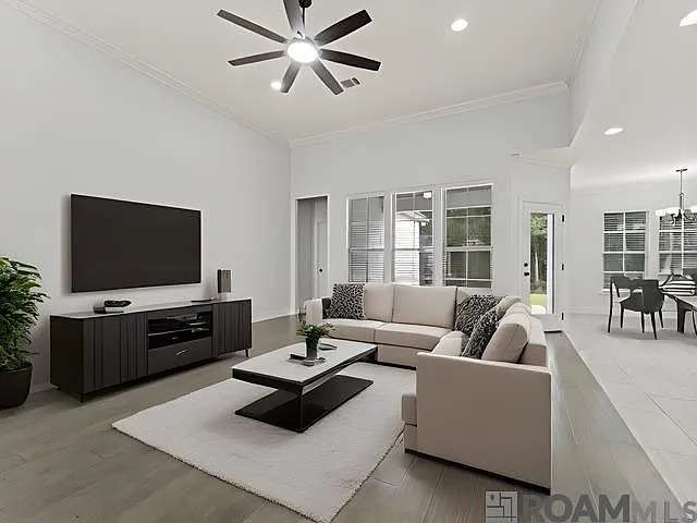 10365 Fountain Ln — Photo 6