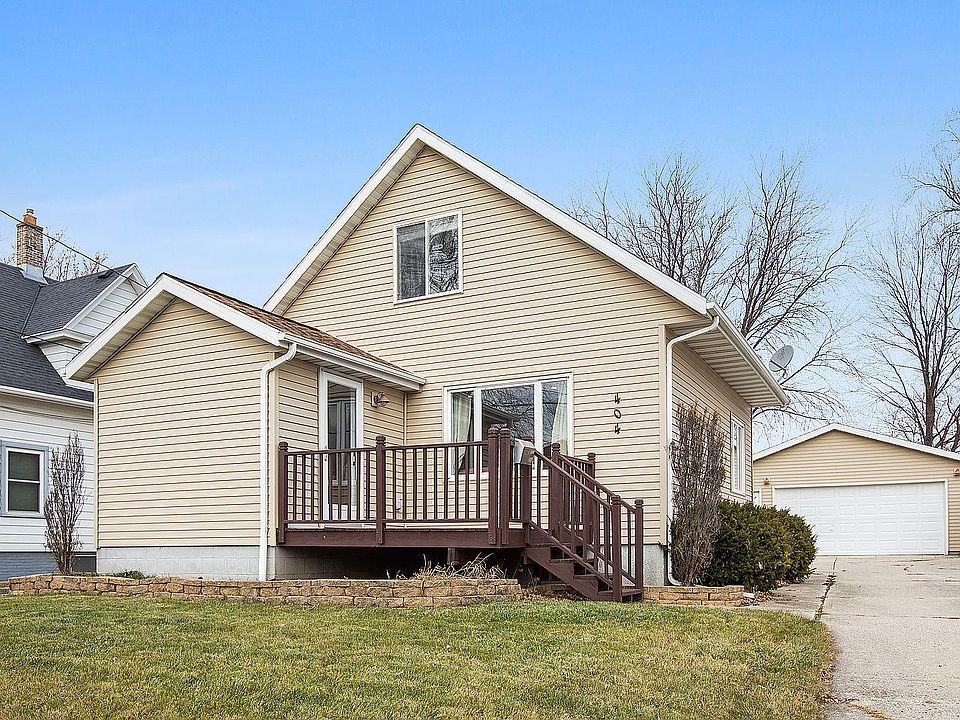1st image of 404 Leavens Ave