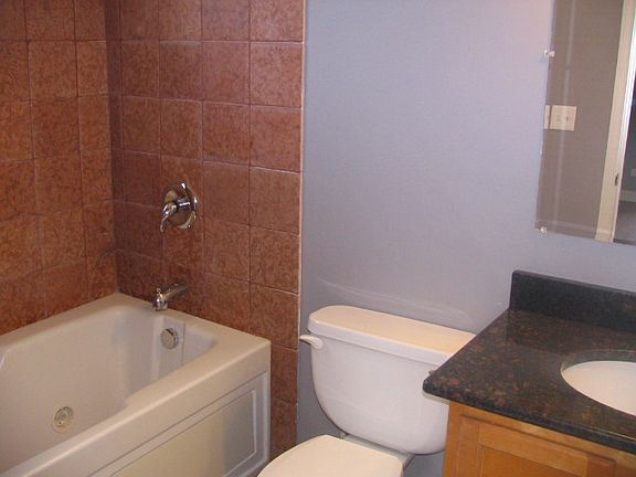 5th image of 3528 W Shakespeare Ave #2