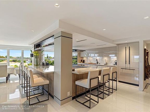5th image of 5100 Bayview Dr APT 401