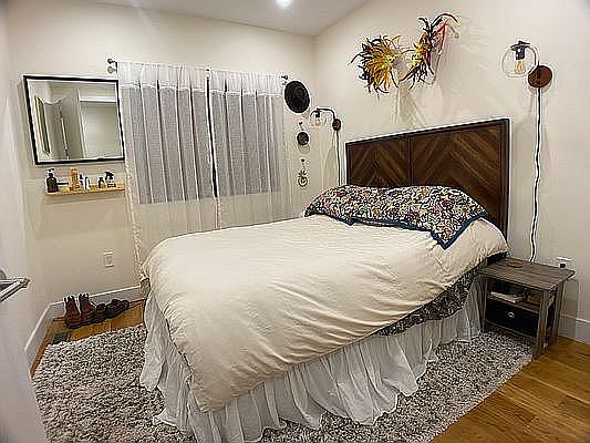 3rd image of 744A Willoughby Ave #1F