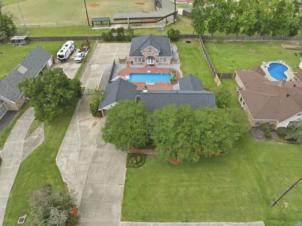 1475 Tan Tara Cir, Lake Charles, LA 70611