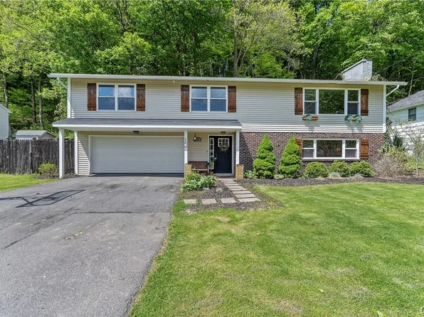 189 Brookside Ln, Fayetteville, NY 13066