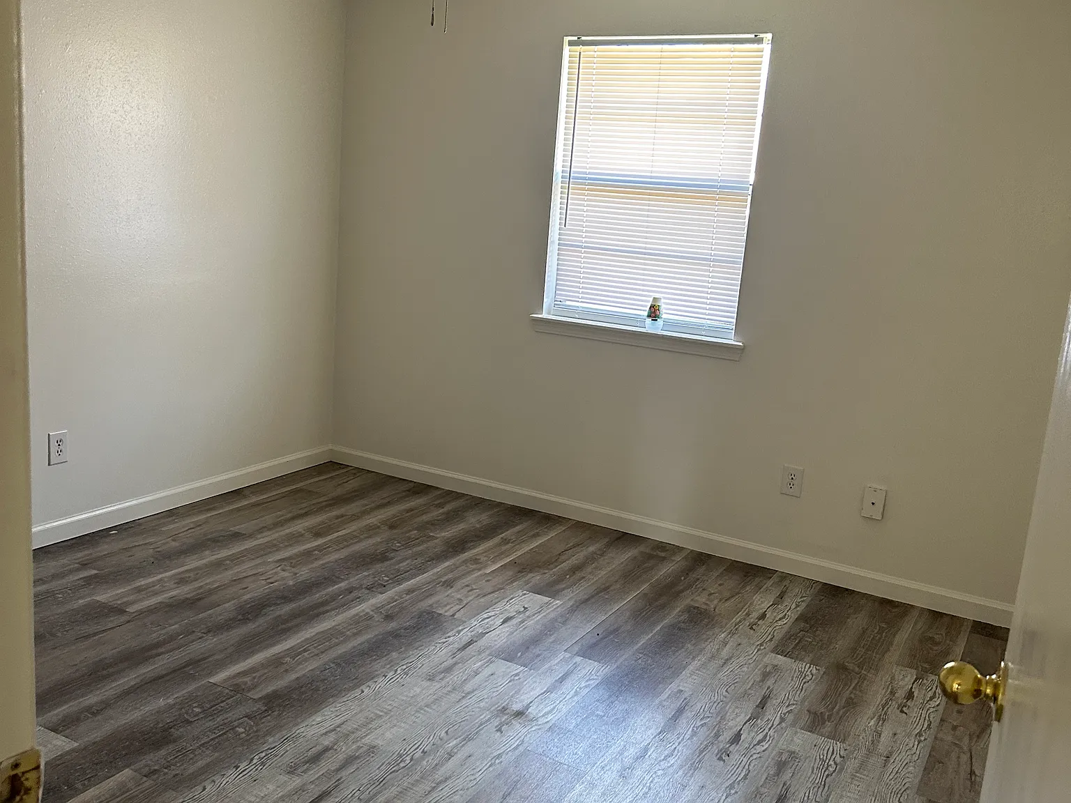 2 bed, 760 sqft, $1,100 — Photo 4