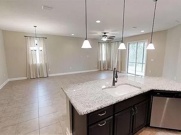 3rd image of 177 Pergola Pl