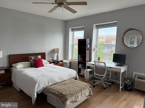 5th image of 2300 18th St NW APT 312