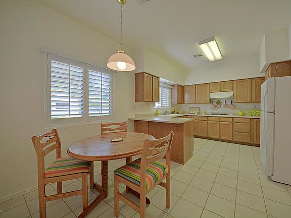 5th image of 45 E 9th Pl Unit 28