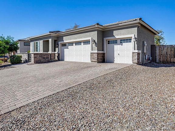 5th image of 2938 S 184TH Lane