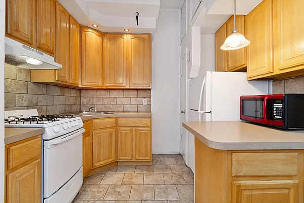 Rented by Howard Hanna Rand Realty | media 3