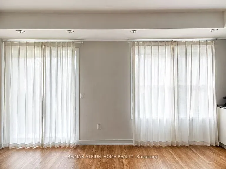 15100 Yonge St N #228 — Photo 15