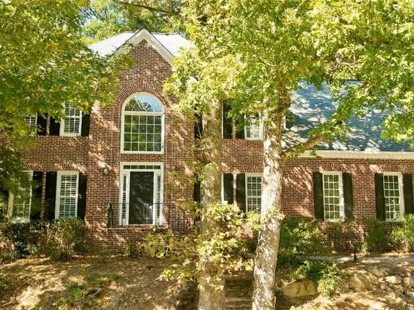 740 Dunscore Ct, Roswell, GA 30075