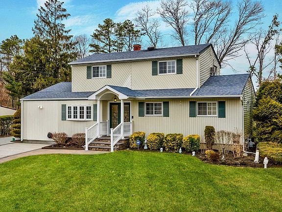 3rd image of 3 Sheppard Ct