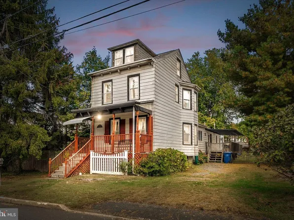 52 Betts Ave, Lawrence Township, NJ 08648