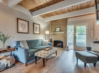 19645 NW Quail Hollow Dr, Portland, OR 97229