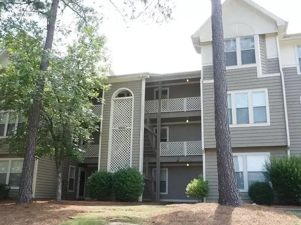 1000 Wood Creek Drive, Fayetteville, NC 28314