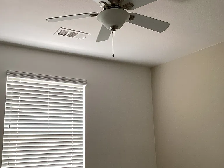 44917 Bellflower Ln — Photo 15