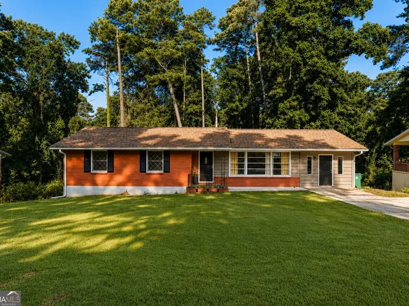 452 Kenridge Cir, Stone Mountain, GA 30083