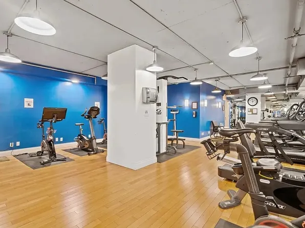 212 East 47th Street image 12 of 16