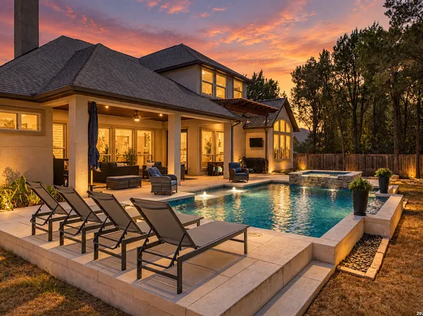 948 Woodland Oaks, New Braunfels, TX 78132