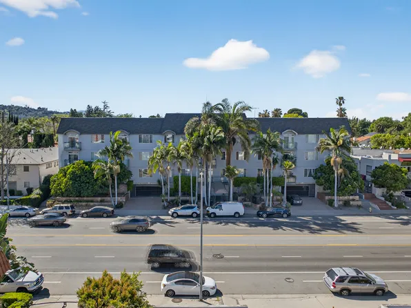 Woodman Ave Apartments