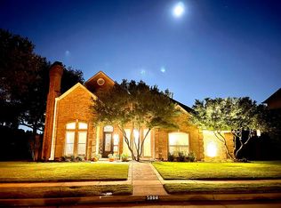 5900 Loch Lomond Dr, Plano, TX 75093