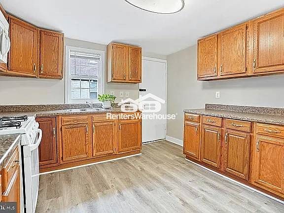 2nd image of 2704 Wilkens Ave