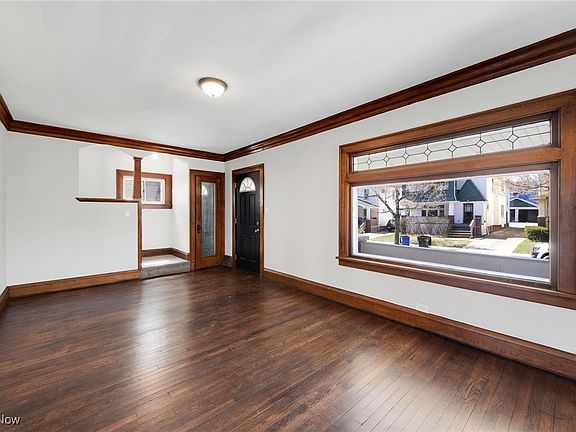4th image of 3431 W 94th St
