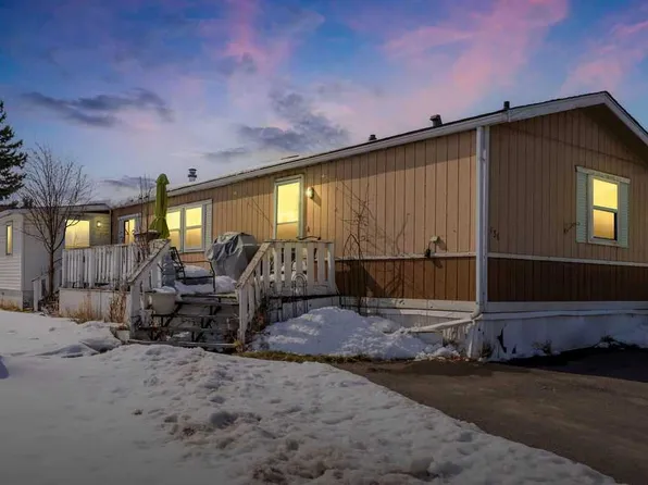 131 Heritage Dr, Okotoks, AB T1S 1M4