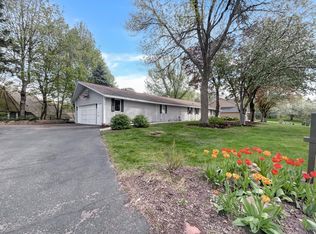 7513 W 77th St, Chaska, MN 55318