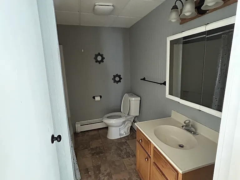 110 E Main St #2 — Photo 16