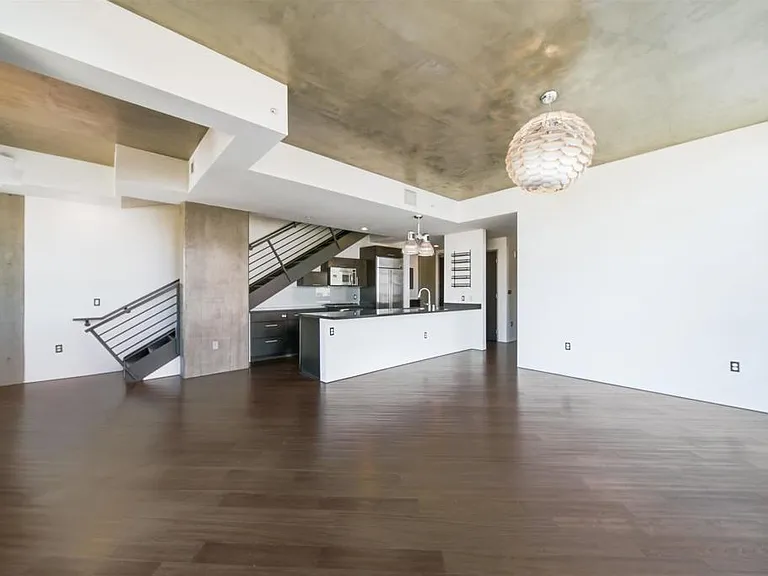 1494 Union St #1005 — Photo 7