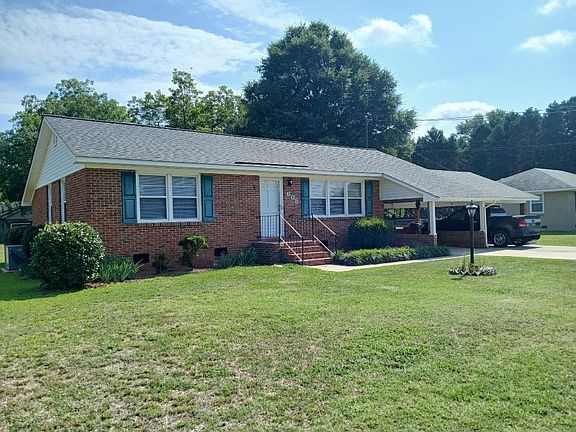 4th image of 608 Dianne Dr