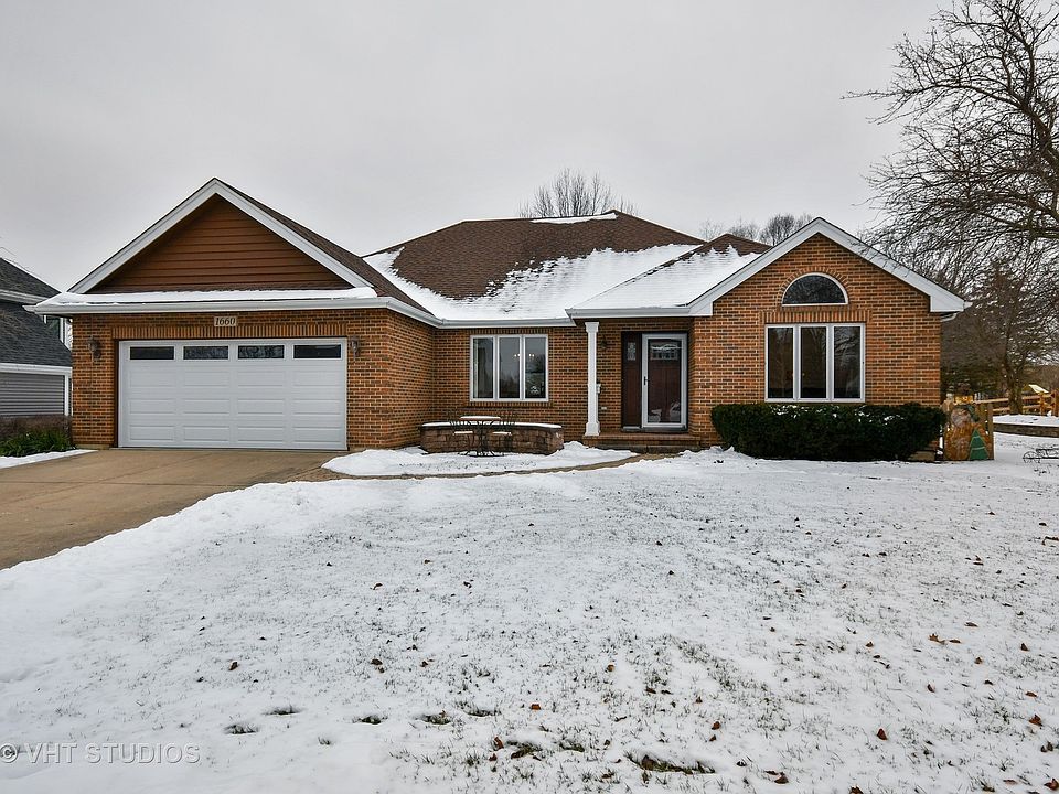 1st image of 1660 Fox Trail Dr