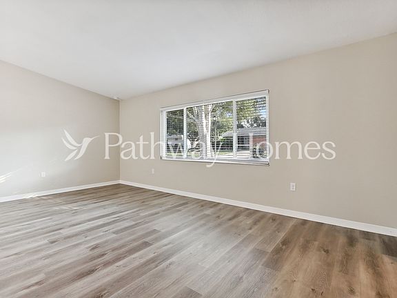 5th image of 1935 Spanish Oaks Dr N