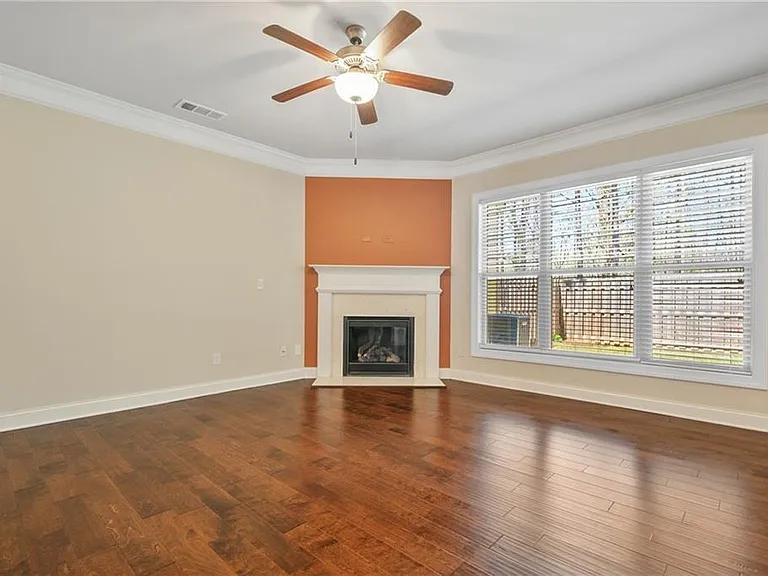 3165 Cross Creek Dr — Photo 7