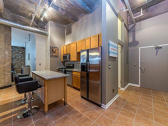 2nd image of 1528 S Wabash Ave APT 201