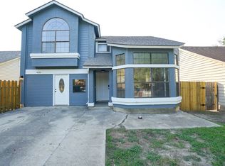 4022 Winter Sunrise Dr, San Antonio, TX 78244