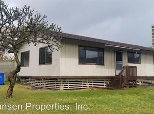 1834 Metcalf St, Honolulu, HI 96822