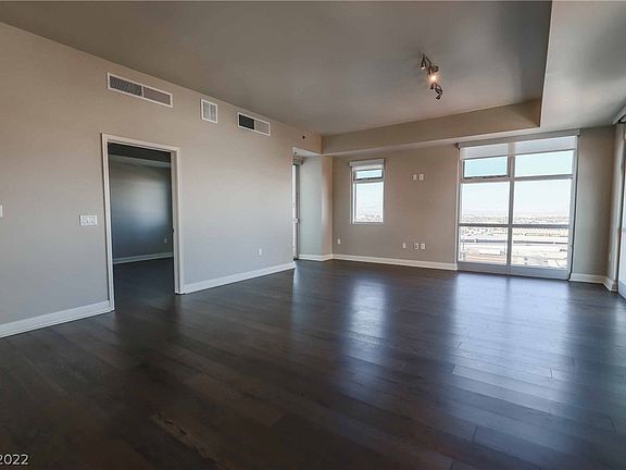 2nd image of 150 N Las Vegas Blvd #1117
