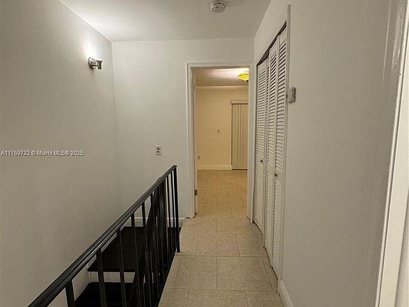 2nd image of 50 Antilla Ave APT 2