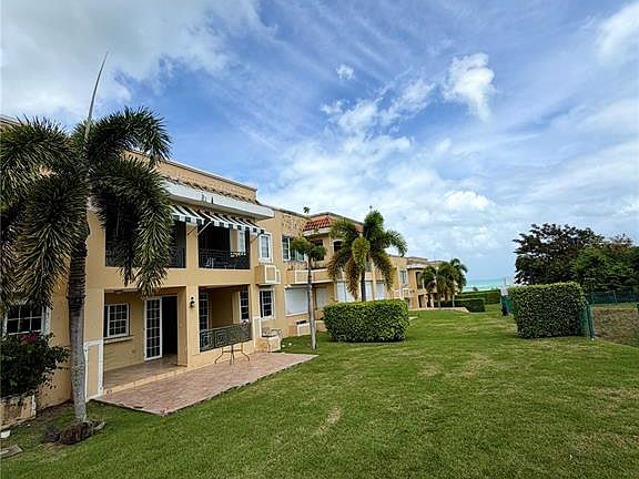 2nd image of 968 Costa Dorada #101