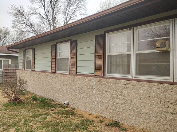 5th image of 210 N Parkview Ave