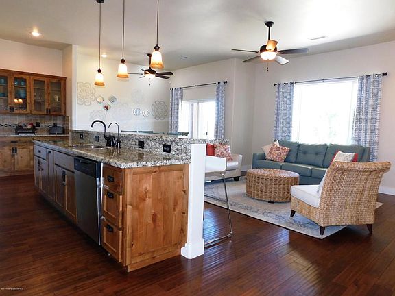 4th image of 6514 Club House Dr