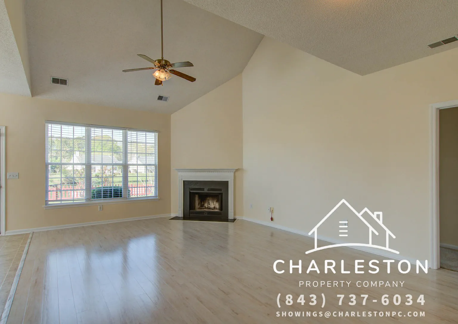 4 bed, 2.5 bath, 2104 sqft, $2,995 — Photo 3