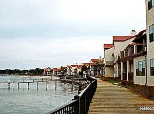 36 Baybridge Dr #C, Gulf Breeze, FL 32561