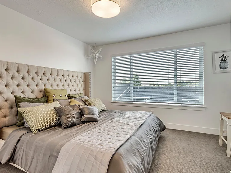 1752 W Pirgos Ln — Photo 16